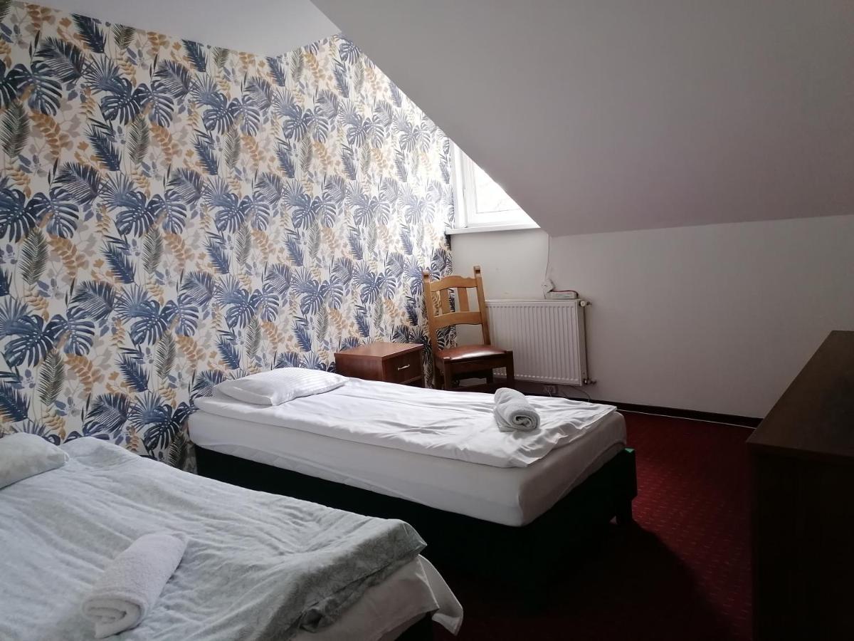 Hotel Pensjonat Telimena Zwierzyniec Exterior foto
